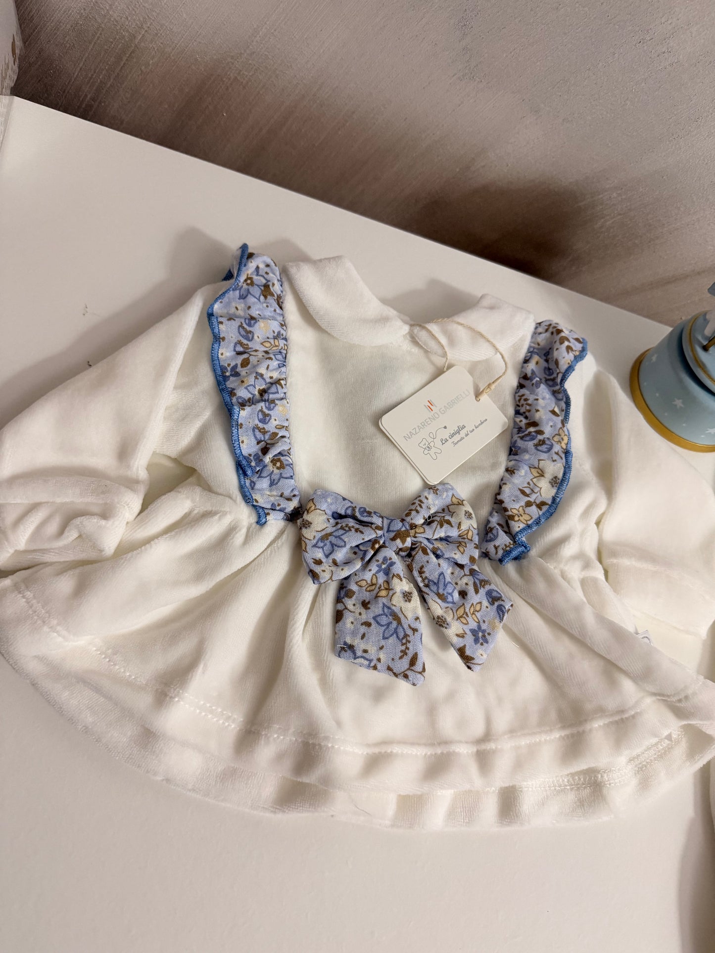 Tutina fiocco blu