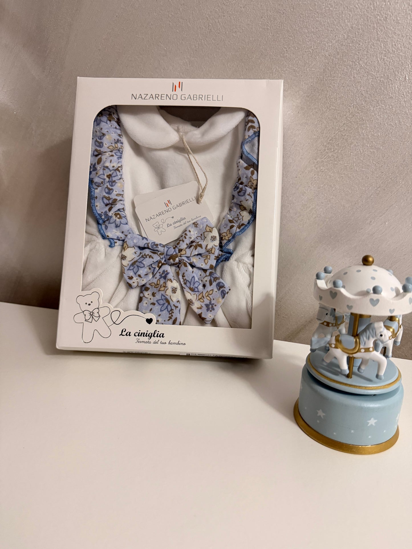 Tutina fiocco blu