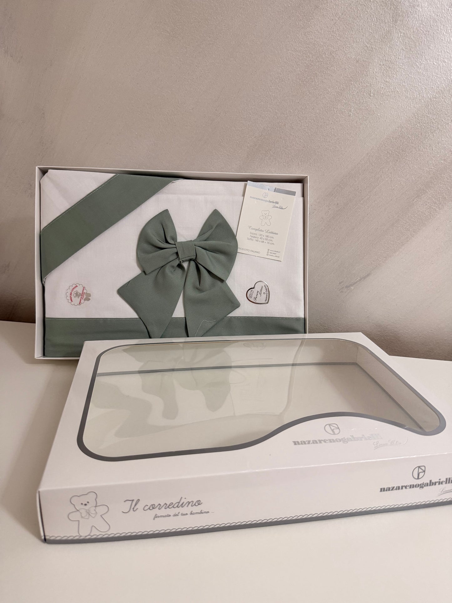 lenzuolo fiocco rilievo