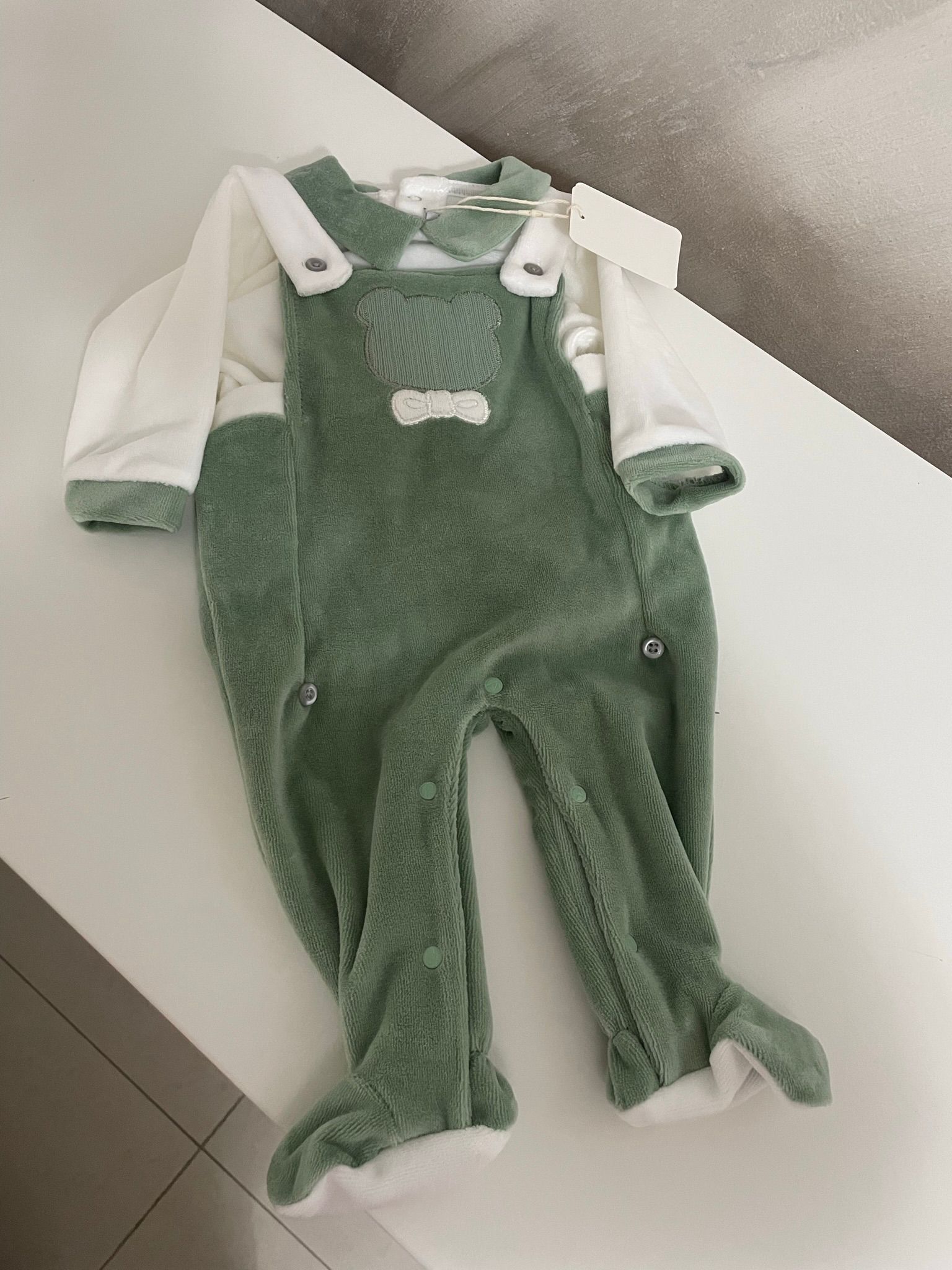 Completo tutina salopette e coperta